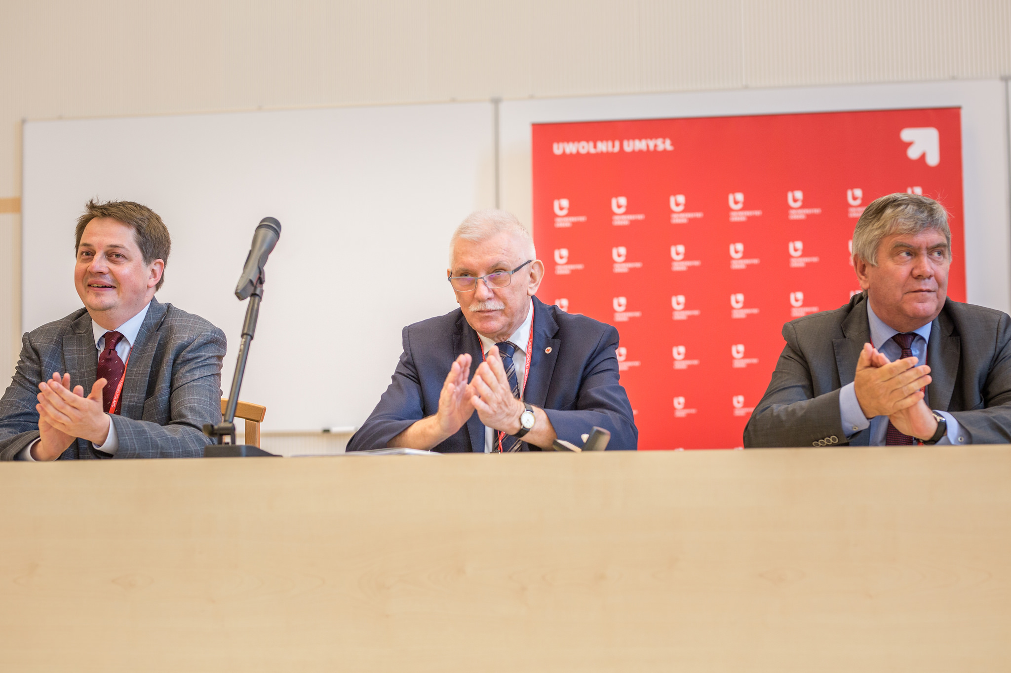 Rektor Uniwersytetu Łódzkiego, kierownik Ośrodka Spraw Azjatyckich i Marszałek Województwa Łódzkiego/Rector of the University of Lodz, head of the Centre for Asian Affairs and Marshal of the Lodz Voivodeship